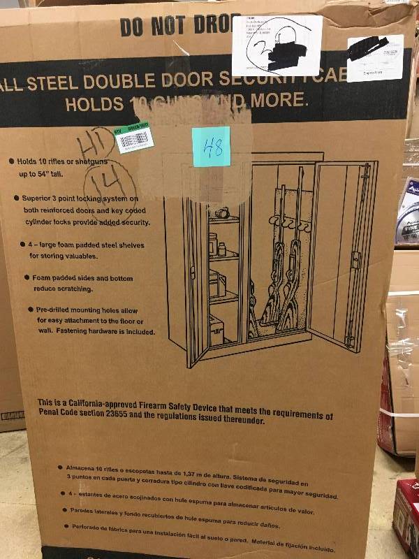 lot 48 image: Stack-On 10 Gun Double Door Steel Security Cabinet Open box never used