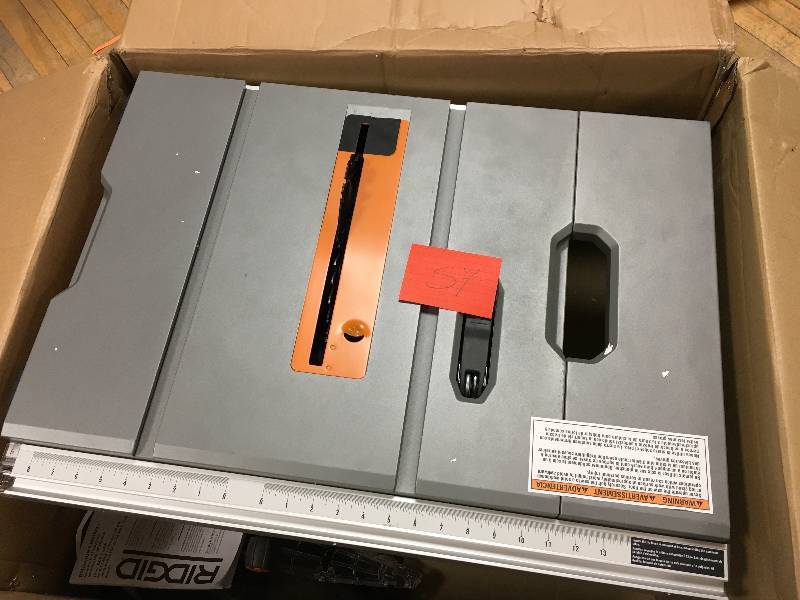 Ridgid 10 in Compact Table Saw- No Stand In working conditions