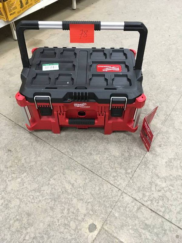 Milwaukee 48-22-8425 Packout Large Tool Box Open box never used