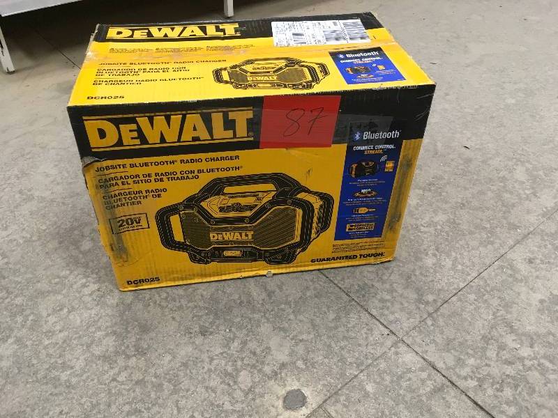 DeWalt Flexvolt 60-Volt Versatile Jobsite Charger Bluetooth Radio In working conditions