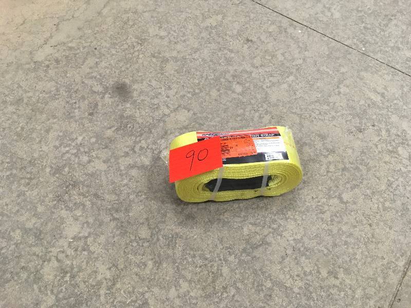 Max Load Yellow Polyester 4 inch x 30 Ft Tow Strap Open box never used