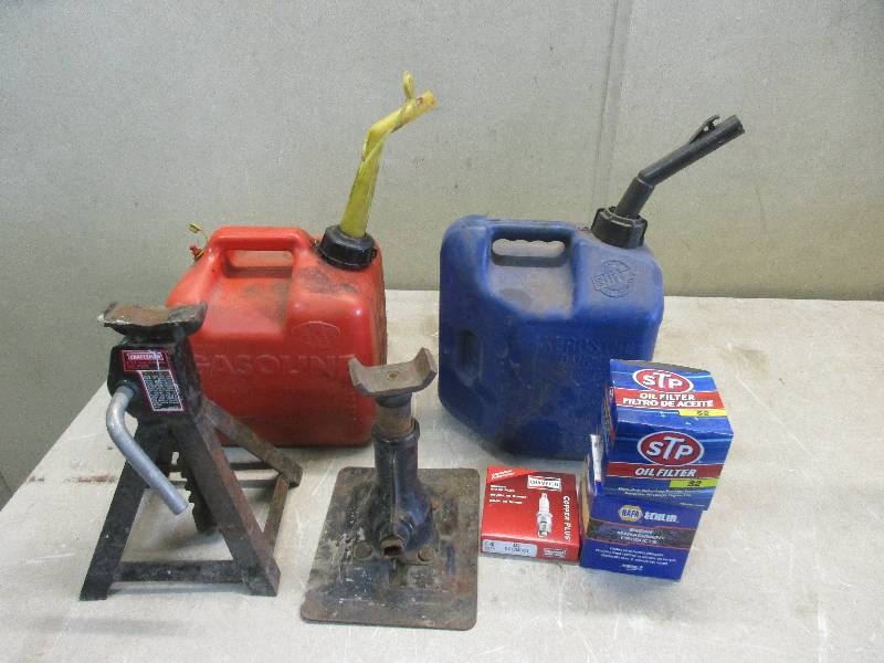 Automotive lot