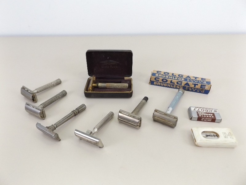 lot 3 image: Lot of AntiqueVintage Gillette Safety Razors, etc. and Accessories