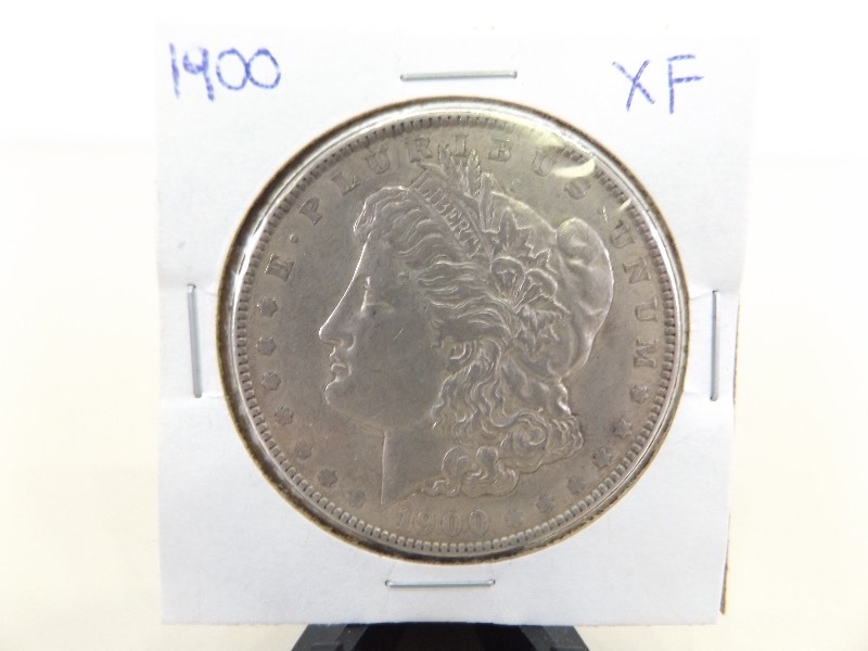 lot 29 image: 1900 XF Morgan Silver Dollar