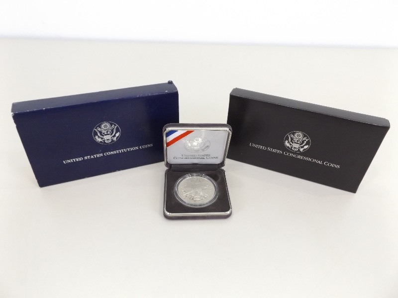 lot 32 image: 1989 US Liberty Proof 90% Silver Dollar