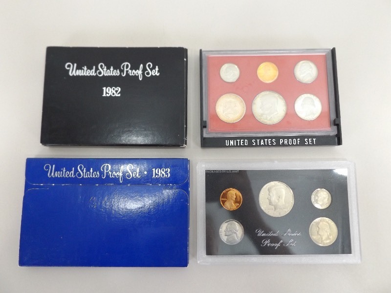 lot 33 image: 1982 & 1983 US Proof Sets