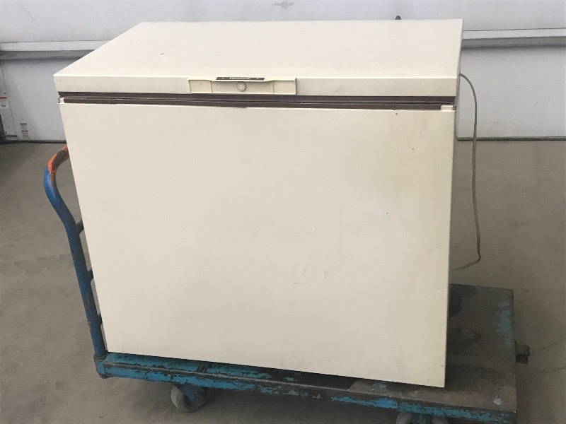 lot 42 image: Panasonic NR915FC Chest Freezer, Wo...