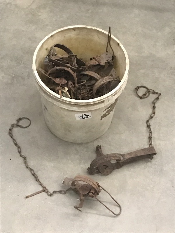 lot 43 image: Bucket Of Assorted Vintage Animal T...