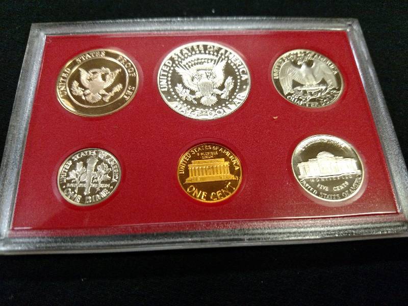 1982 U.S. Proof Coin Set...