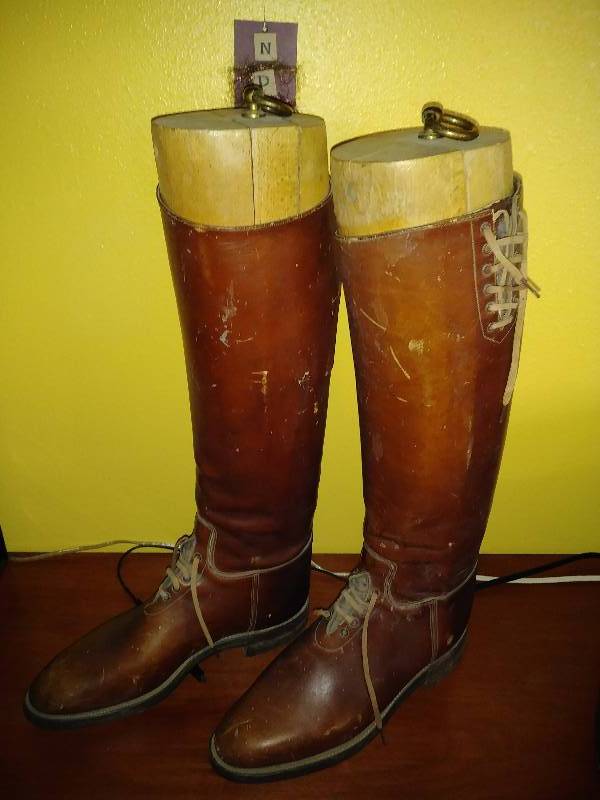 lot 115 image: VintageAntique Riding Boots with wooden lasts from Von Lengerke & Antoinne sporting store.
