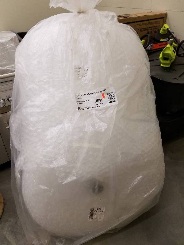 lot 74 image: 12 in. x 24 in. x 250 ft. Perforated 2-Roll Bubble Cushion