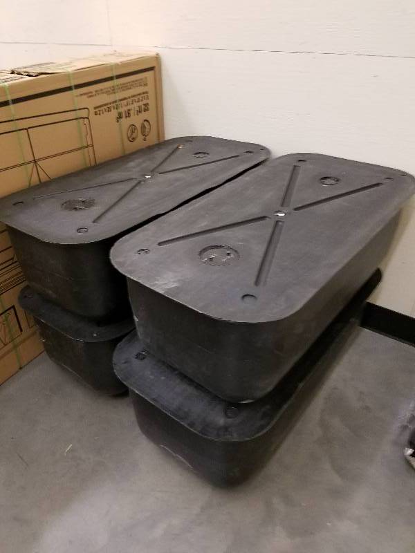 lot 79 image: 2 ft. x 4 ft. x 16 in. 4-Pack Dock Float Drum Distributed by Tommy Docks