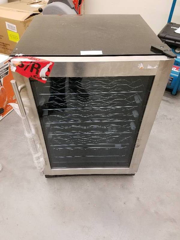 lot 98 image: Magic Chef 23.4 in. W 50-Bottle Wine Cooler in Stainless Steel