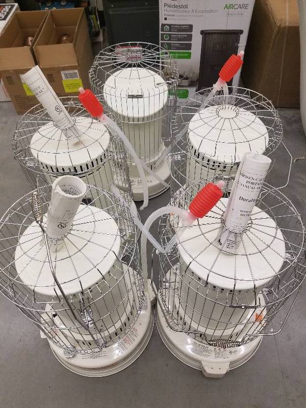 lot 104 image: 23,800 BTU Indoor Kerosene Portable Heater
