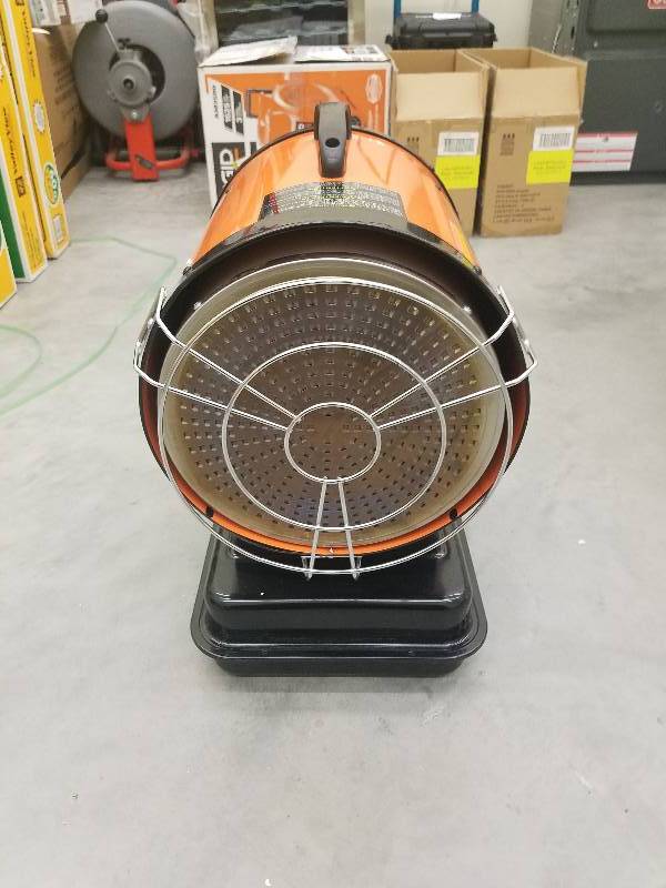 lot 109 image: 70K BTU Kerosene Radiant Forced Air Heater