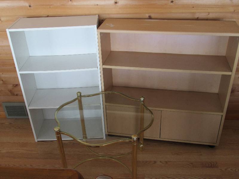 lot 12 image: Book Shelfs & Coffee Table