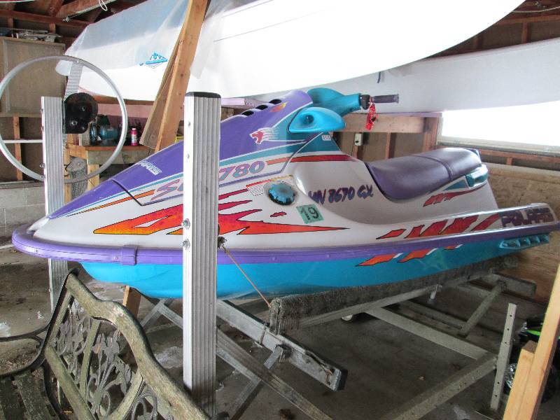 lot 1 image: 1996 Polaris Jet Ski  Wave Runner