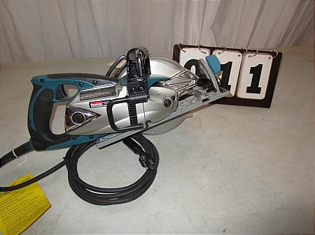 Makikta 7-14 Magnesium Hypoid Corded Skill Saw