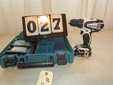 Makita 18 Volt  Driver Drill