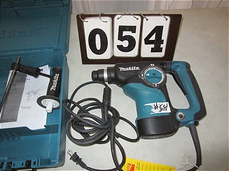 Makita 1-18 Rotary Hammer Drill