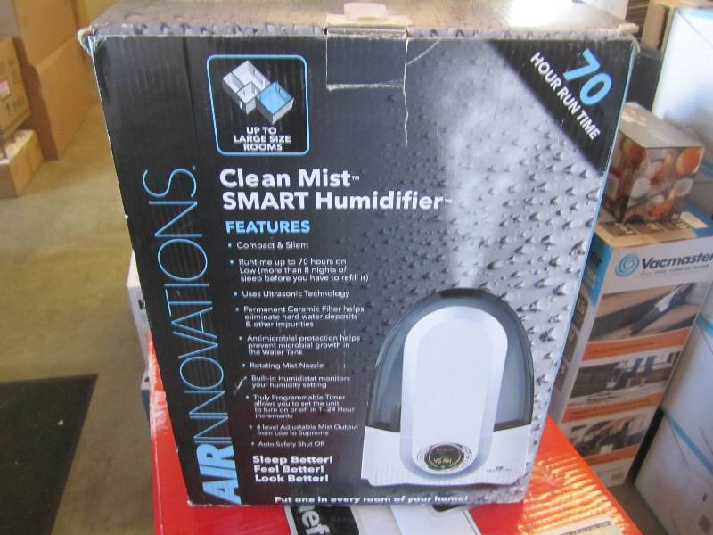 lot 18 image: Air Innovations Clean Mist Smart Hu...