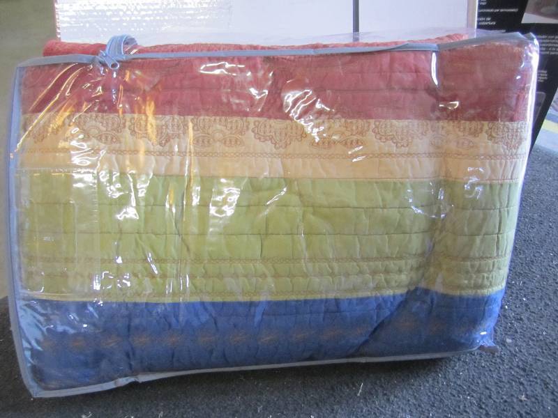 lot 55 image: Queen Size Bedspread  F-1...