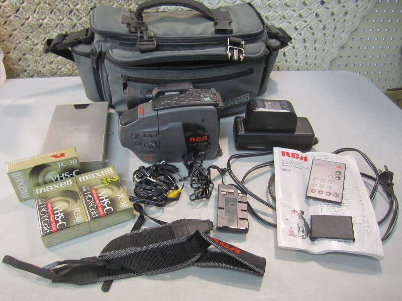 lot 77 image: RCA Video Camcorder Model CC178 wit...