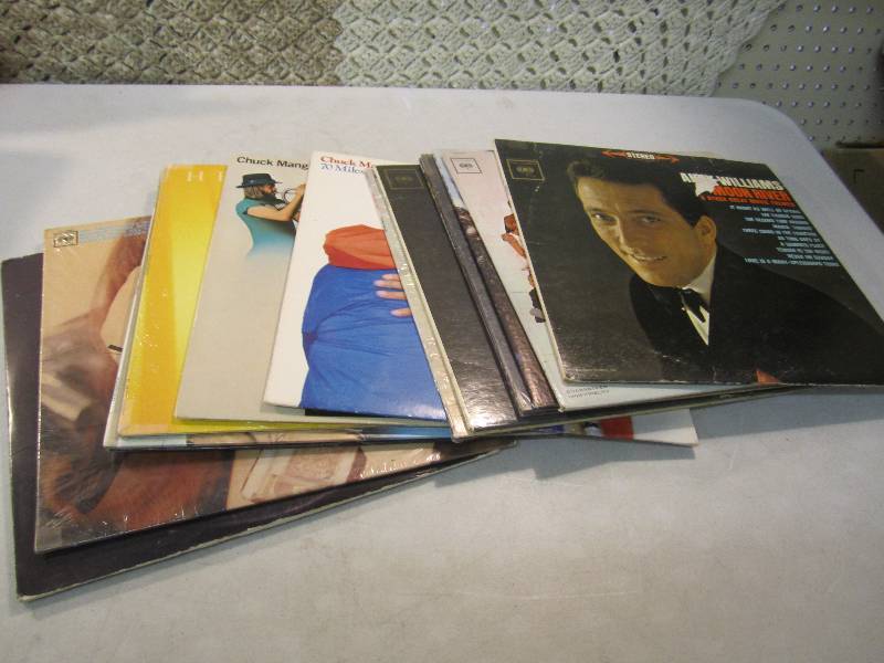 lot 82 image: Lot of 15 Vinyl Records Andy Willia...