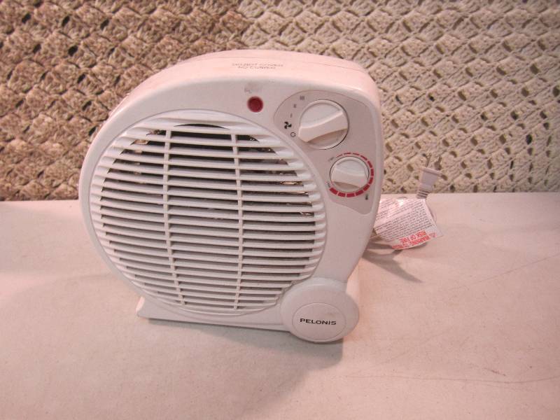 lot 133 image: Pelonis Forced Air Heater Heats Up ...