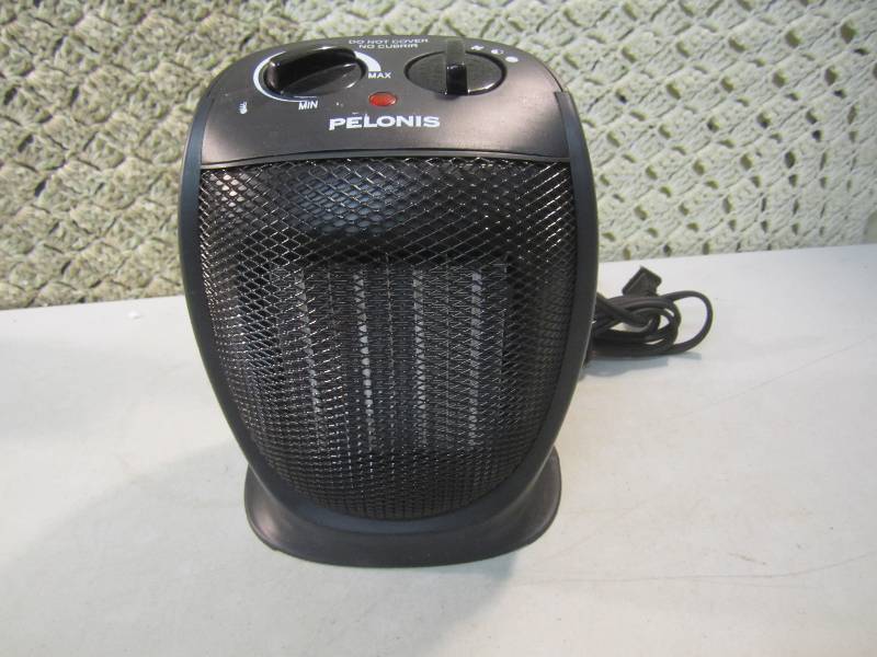 lot 134 image: Pelonis Forced Air Heater Heats Up ...