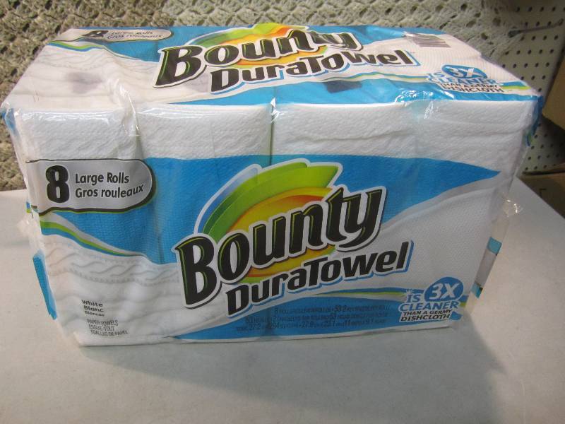 lot 138 image: Pack of 8 Large Rolls Bounty Durato...