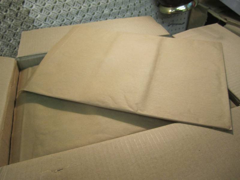 lot 166 image: Case of 50 Jiffy 12.5 x 19 Padded...