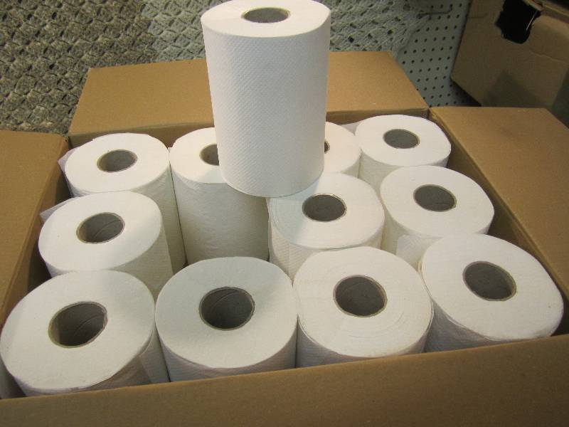lot 197 image: Case of 12 Rolls Heavenly Soft Hard...