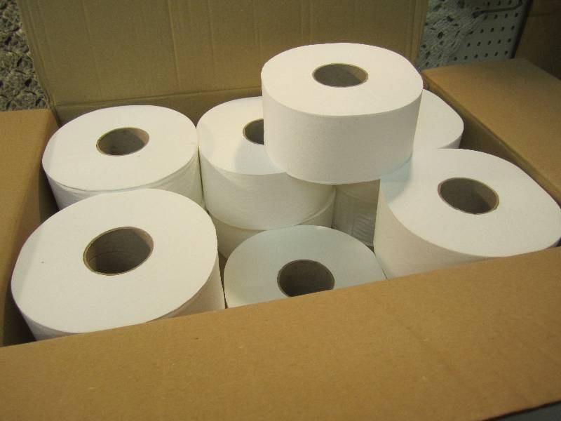 lot 316 image: Case of 12 Rolls Jumbo Toilet Tissu...