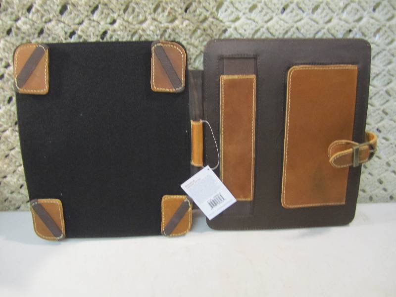 lot 328 image: Canyon Outback Leather Bear Canyon ...