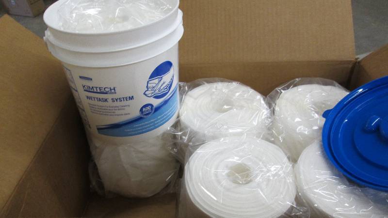 lot 47 image: Case of 6 Kimberly-Clark Kimtech Pr...