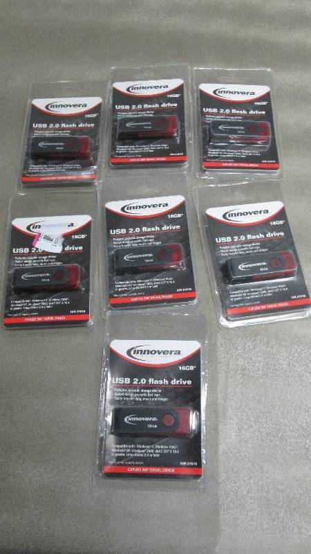 lot 59 image: Lot of 7 Innovera 16GB Flash Drives...
