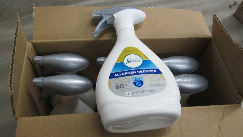 lot 61 image: Lot of 6 Febreze Clean splash Aller...