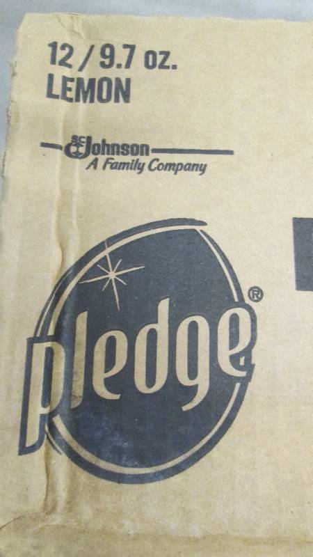 lot 62 image: Case of 12 Pledge 72372 Polish Furn...