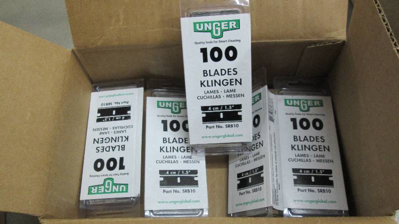 lot 82 image: Box of 5 packs 1-12 Inch SafetyScr...