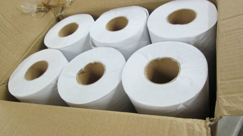lot 96 image: GEN 1800 Hard Wound Roll Towels, 8...