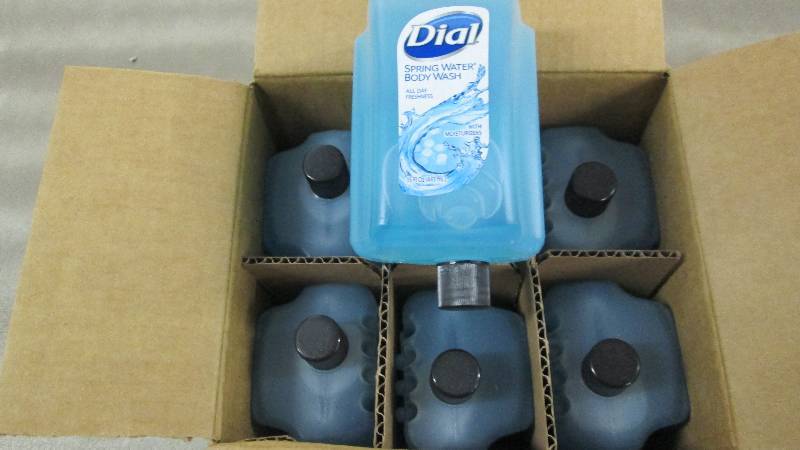lot 109 image: Lot of 6 Dial Spring Water Body Was...