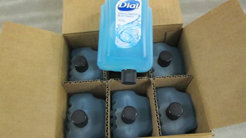 lot 111 image: Lot of 6 Dial Spring Water Body Was...