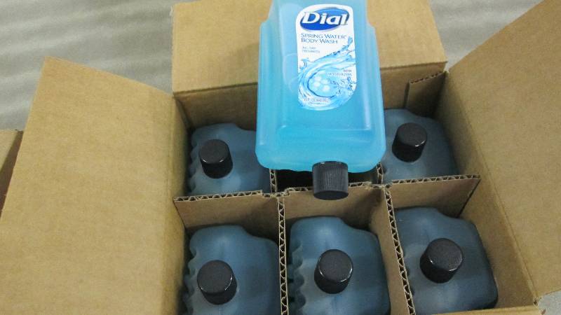lot 113 image: Lot of 6 Dial Spring Water Body Was...