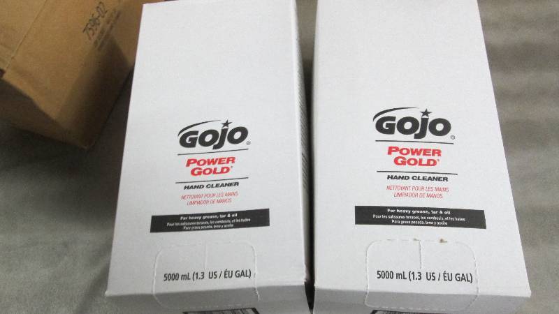 lot 121 image: Gojo PRO TDX 5000 Dispnser Power Go...