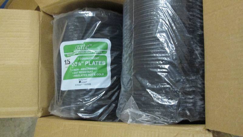 lot 123 image: Genpak LAM10-3L 10.25-Inch Diameter...