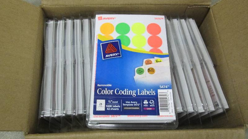 lot 161 image: Lot of 18 pks Avery Print or Write ...
