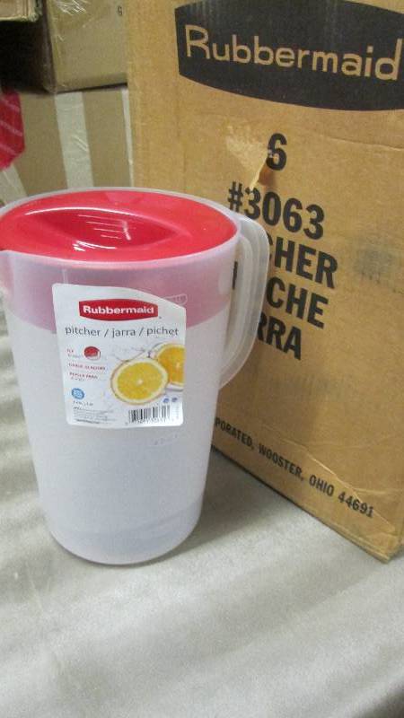 lot 176 image: Case of 6 Rubbermaid 1 Gallon Pitch...