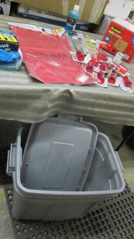 lot 194 image: Lot of 2 Rubbermaid 18 Gallon Rough...
