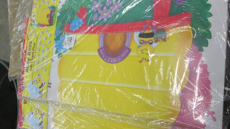 lot 242 image: 3 - 6 Packs TREND T8077 Busy Bees J...